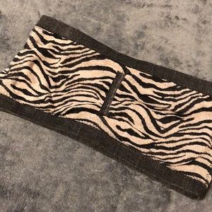 Black and gray bandeau bra. Size S